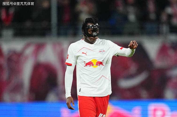 19岁要价1亿？欧洲黑店推出赛季“新品”，曼联热刺拜仁对他认可插图