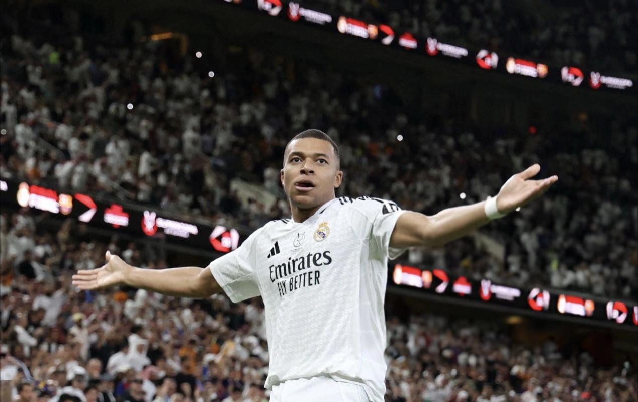 西甲：姆巴佩梅开二度，皇马暂压巴萨重新登顶插图