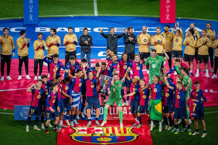 巴萨近9场西甲主场全胜，上一位带队取得10连胜的是巴尔韦德插图