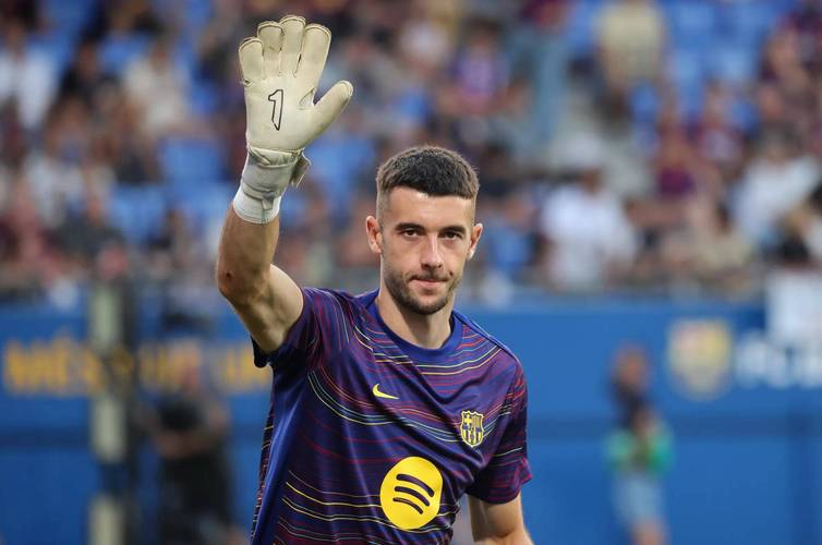 奥维耶多门将97次扑救领跑西甲,是霍安-加西亚的两倍多插图 奥维耶多门将97次扑救领跑西甲,是霍安-加西亚的两倍多插图